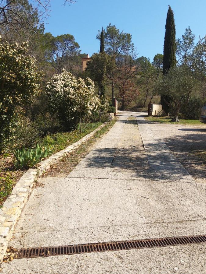 Comorebi Provence Entrecasteaux Esterno foto